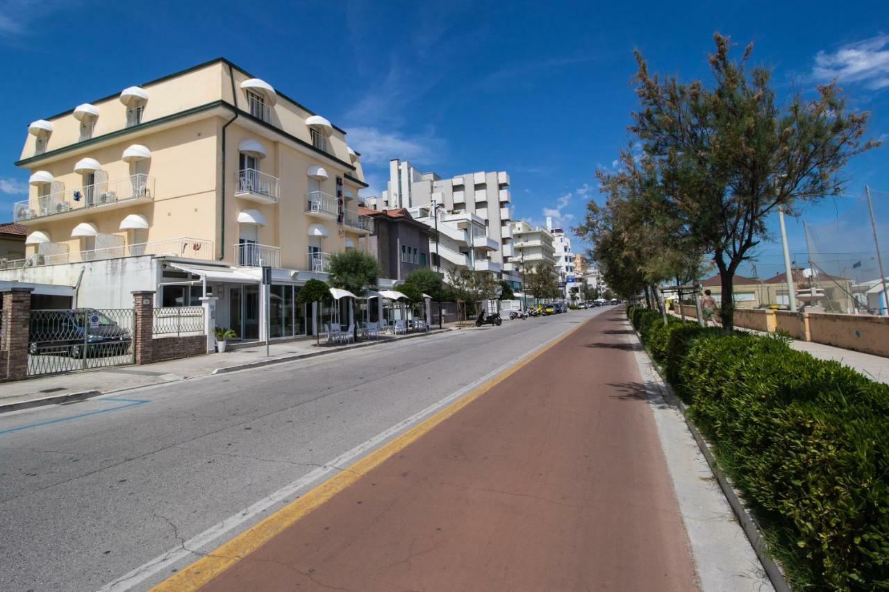 Hotel Sole 2*